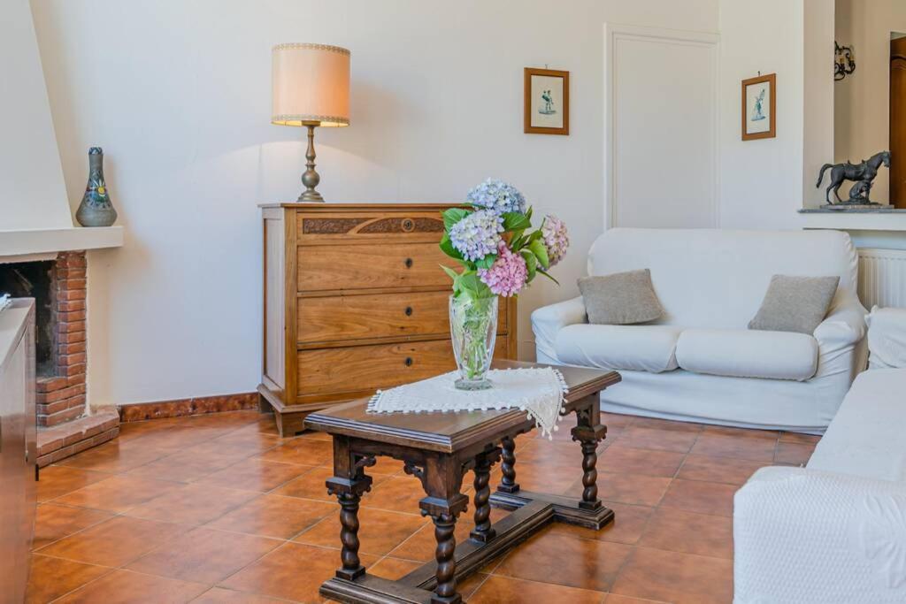 Casa Gege', For Up To 5 Guests, Shared Pool, Sorrento Center Apartment Exterior foto
